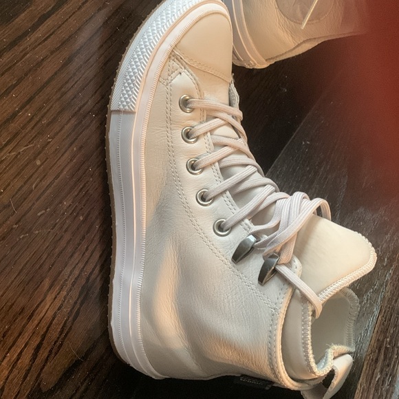 Women’s Converse Shoes - Picture 5 of 10